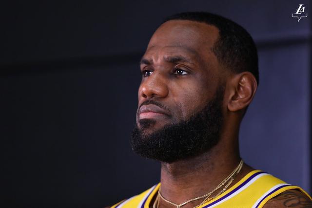 杨瀚森22+10青岛胜浙江 王哲林17分上海胜山东